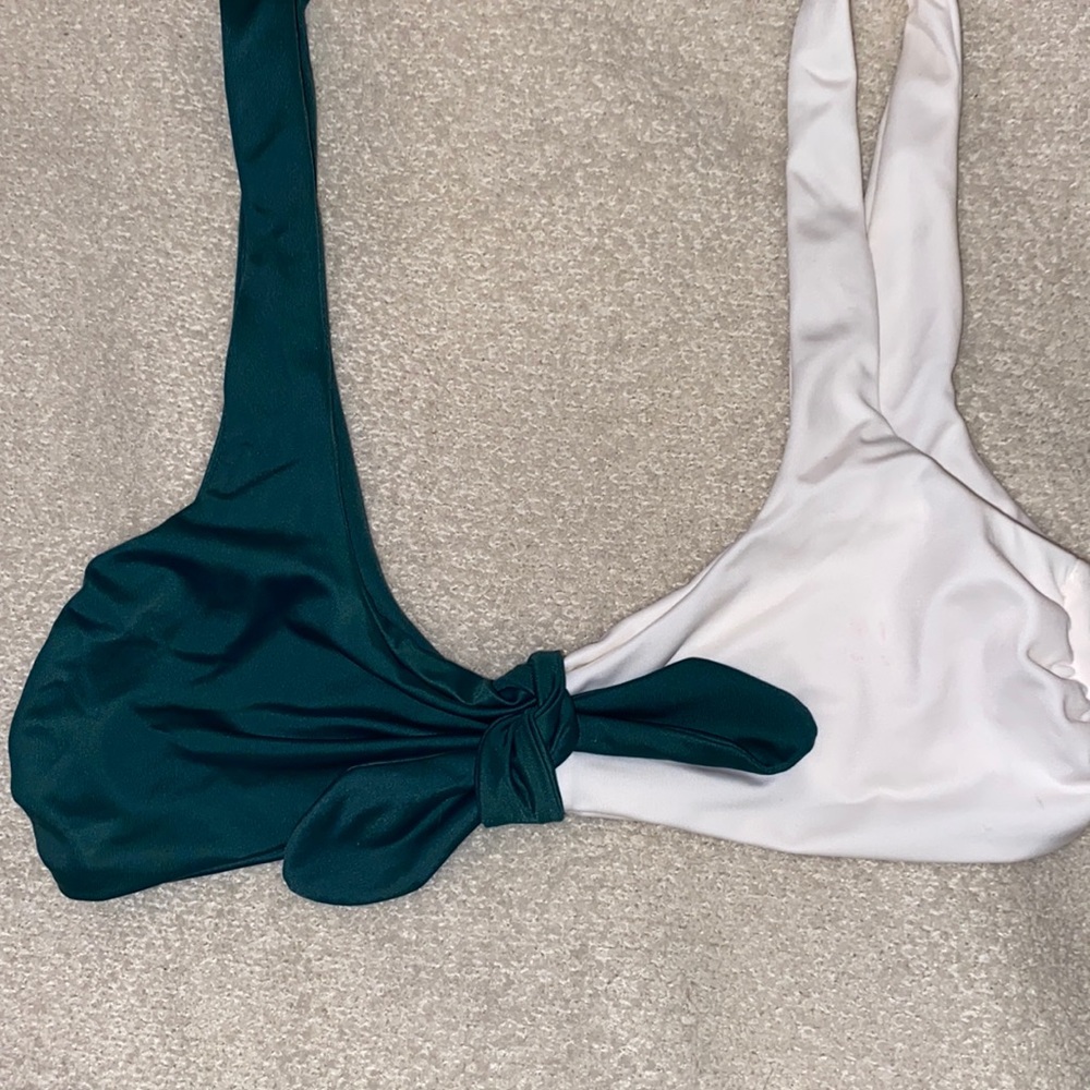 Tori praver Xs raven bikini top